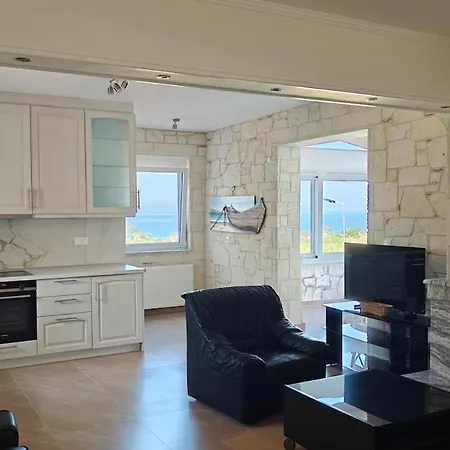 Gardenia Sea View House, By Halkidiki *