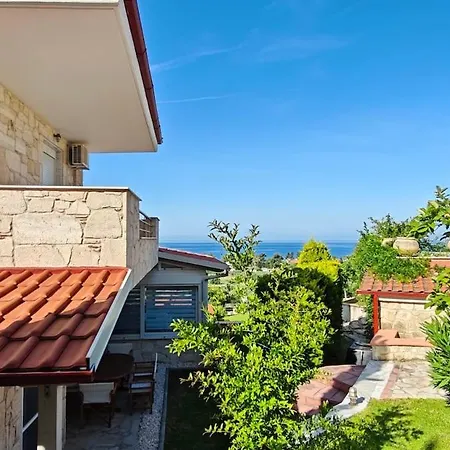 Gardenia Sea View House, By Halkidiki *